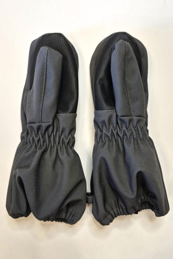 Jonathan softshell kindad 'Tumehall'